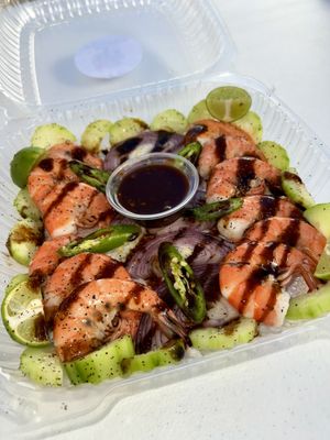 Mariscos la caña by null