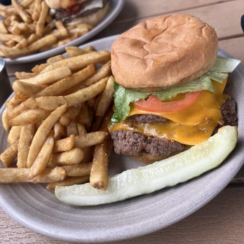Jukes Ale Works - Burger and fries - Breweries Near Me - Elkhorn, Nebraska