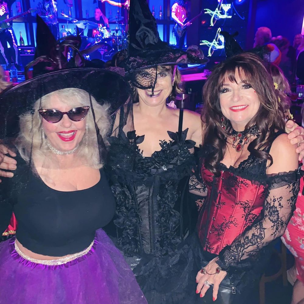 Blue Martini Lounge - New American Near Me - Phoenix, Arizona