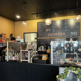 Divvy Coffee & Buns - Coffee & Tea Near Me - Pittsburgh, Pennsylvania Divvy Coffee & Buns - Coffee & Tea Near Me - Pittsburgh, Pennsylvania