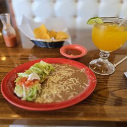 user provided Los Arcos Mexican Restaurant Bar & Grill photo