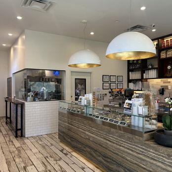 Botolino Gelato Artigianale - Gelato Near Me - Dallas, Texas