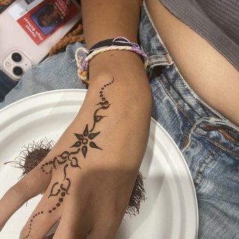 Hollywood Henna - Henna Artists Near Me Hollywood Henna - Henna Artists Near Me