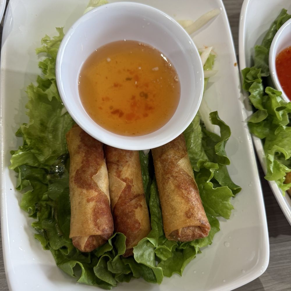 Spring roll (4) I ate one Spring roll (4) I ate one
