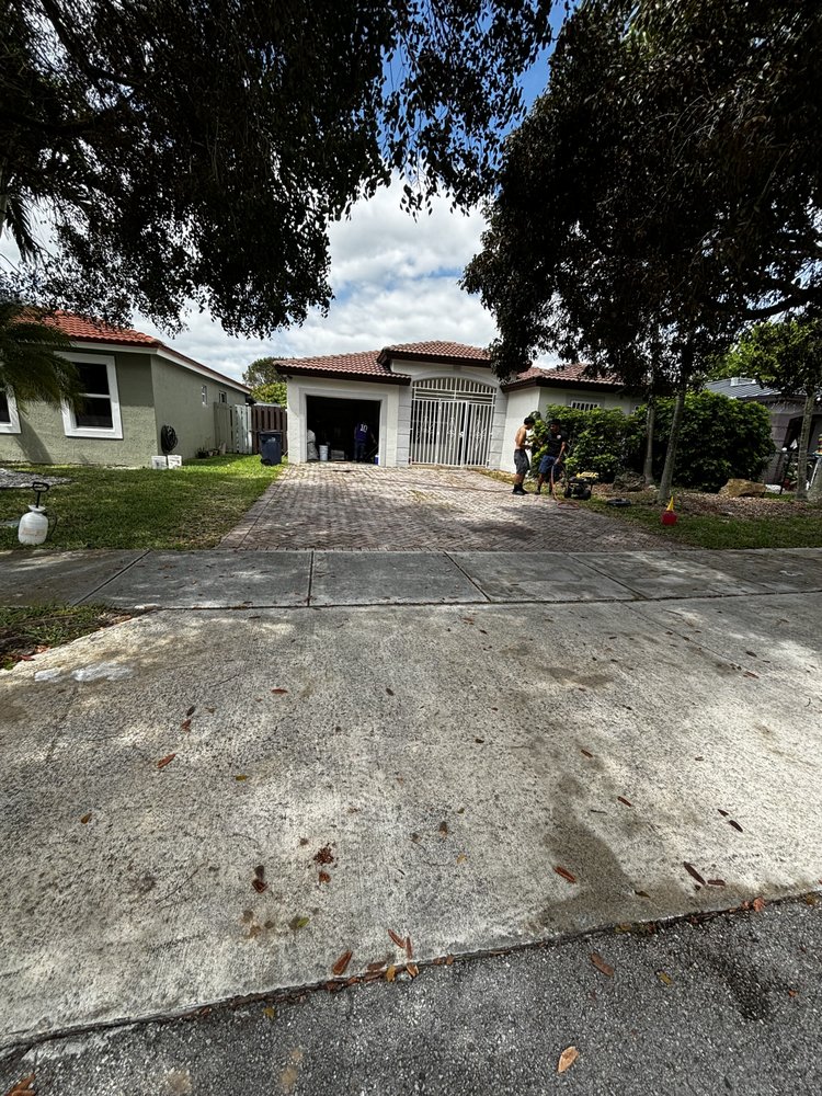 Slide of Allan Pressure Washing