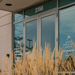 Illinois Bone & Joint Institute MRI High-Field Services