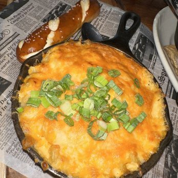 Urban Meyer's Pint House - Mac and Cheese Skillet - Venues & Event Spaces Near Me - Dublin, Ohio
