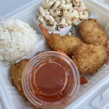 Aloha Thai Fusion - Kahului - Coconut Shrimp, Rice and Mac Salad - Food Trucks Near Me - Kahului, Hawaii
