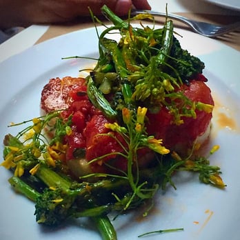 Vic's - scallop entrée - amazing - Italian Near Me - New York, New York Vic's - scallop entrée - amazing - Italian Near Me - New York, New York