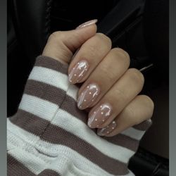 Pink Polly Nail Bar - "Fall leaves, cozy sleeves, and dotted dreams ". Gel X!