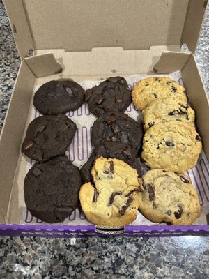 Insomnia Cookies by null