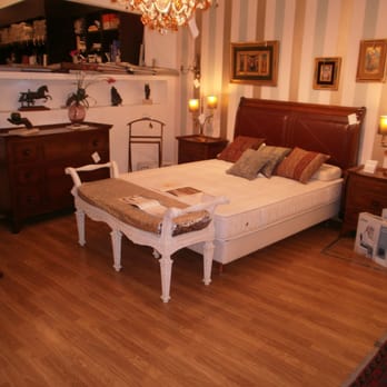 Sajonia - Dormitorio cabecero en peil - Furniture Stores Near Me - Seville, SE