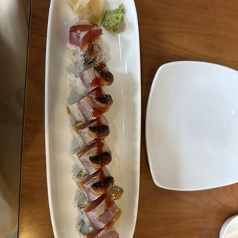 Kamehachi - May Flower Maki - Sushi Bars Near Me - Chicago, Illinois Kamehachi - May Flower Maki - Sushi Bars Near Me - Chicago, Illinois