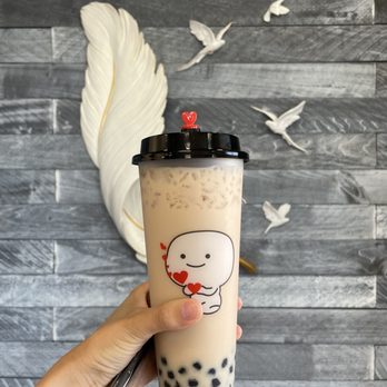 Bobazing - Rose milk tea with boba - Coffee & Tea Near Me - Gilbert, Arizona