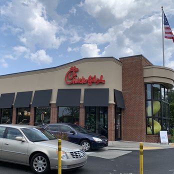 Chick-fil-A - Drive thru packed today! - Fast Food Near Me - Jacksonville, Florida Chick-fil-A - Drive thru packed today! - Fast Food Near Me - Jacksonville, Florida
