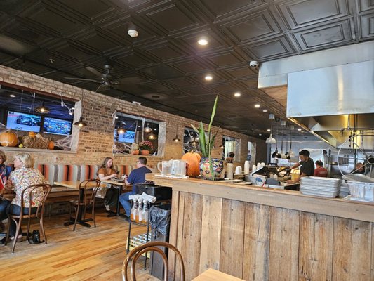 Pizzeria DeVille by null