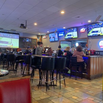 Tulips American Grub and Pub - people sitting at the bar - Pubs Near Me - Johnson City, Tennessee Tulips American Grub and Pub - people sitting at the bar - Pubs Near Me - Johnson City, Tennessee
