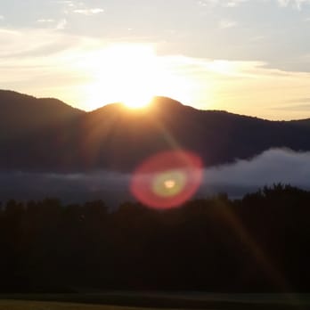 Mountain Top Resort - Resorts Near Me - Chittenden, Vermont Mountain Top Resort - Resorts Near Me - Chittenden, Vermont