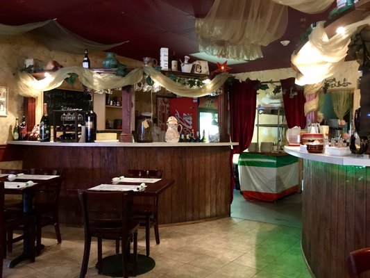 Romeo & Juliet’s Caffè & Bakery by null
