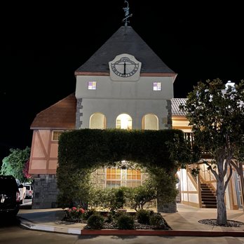 Royal Copenhagen Inn - Outside view - Hotels Near Me - Solvang, California Royal Copenhagen Inn - Outside view - Hotels Near Me - Solvang, California