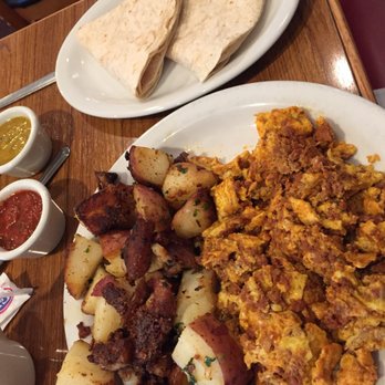 Red Apple Cafe - Breakfast & Brunch Near Me - Fresno, California