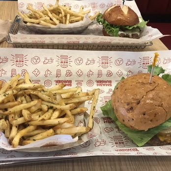 Smashburger - Build your own with Smashfries - Burgers Near Me - Radnor, Pennsylvania