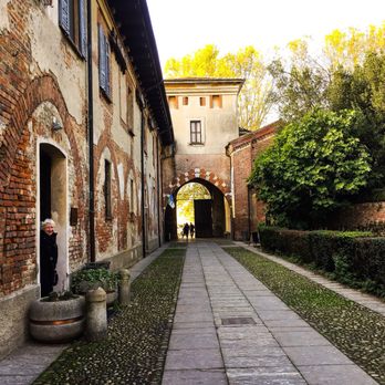 Città di Milano - Pretty little alley - Local Flavor Near Me - Milan, Michigan