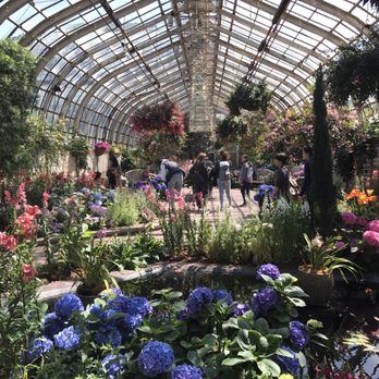 Lincoln Park Conservatory - Parks Near Me - Chicago, Illinois
