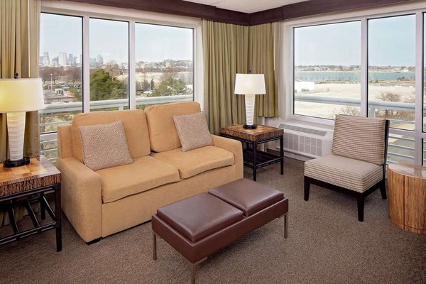 DoubleTree by Hilton Boston Bayside by null