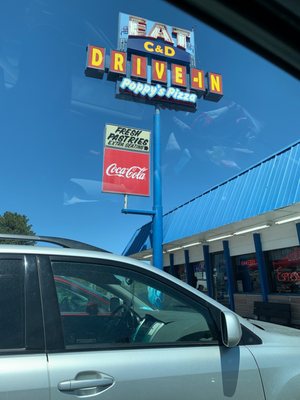 C & D Drive-In by null