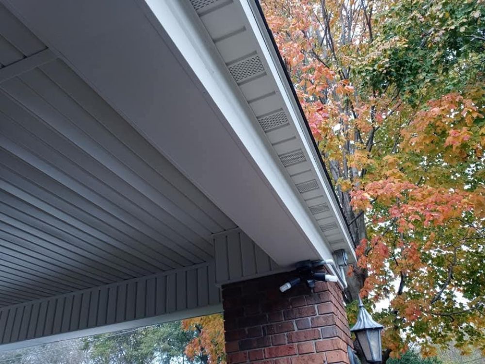 Slide of H I C Handyman Service