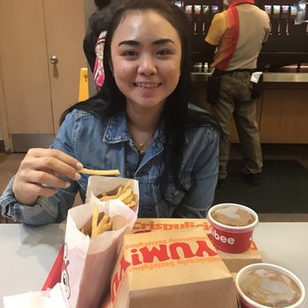Jollibee - Fast Food Near Me - Woodside, New York
