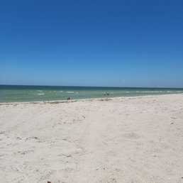 Great hot (90°+) day to be relaxing listening to the tide roll in Great hot (90°+) day to be relaxing listening to the tide roll in