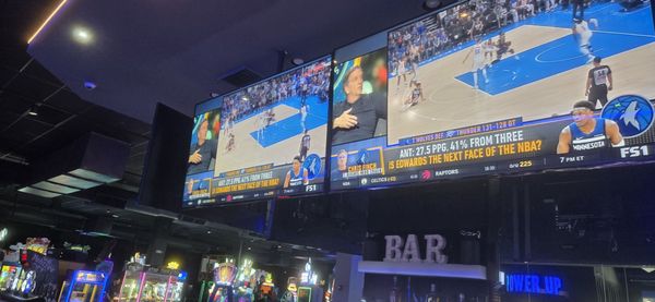 Dave & Buster's Phoenix - Scottsdale by null