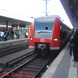 S-Bahn Hannover - BR 425-155-9 in Hannover Hbf, bitte nicht einsteigen! Gesichter bleiben unerkannt!