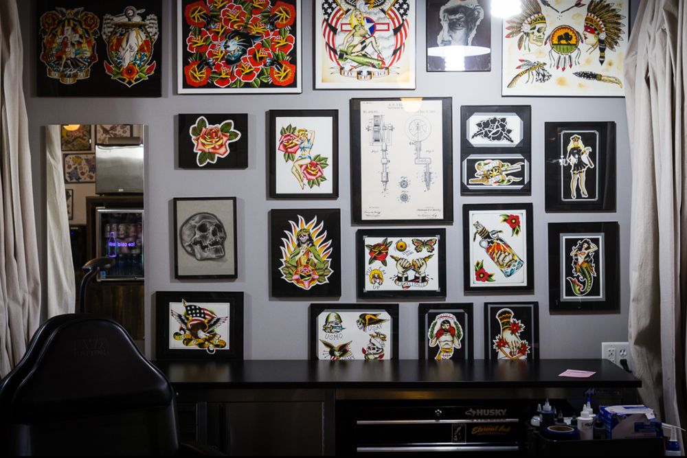 Benchmark Tattoo Logo