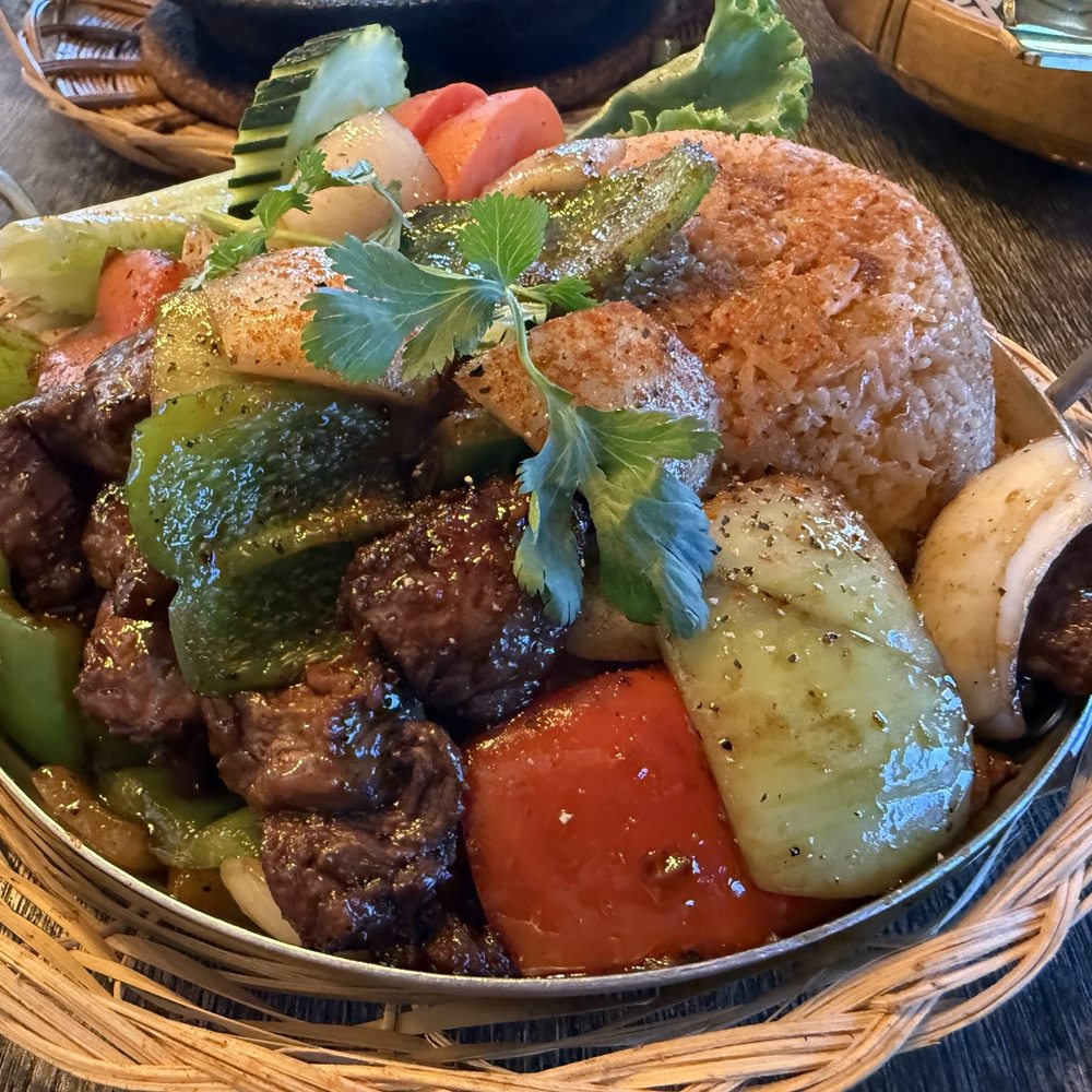 Saigon Oi - Vietnamese Near Me - Sacramento, California