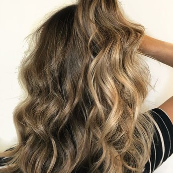 Davis Street Salon - Beautiful summer-time balayage by Jamie - Hair Salons Near Me - Portland, Oregon Davis Street Salon - Beautiful summer-time balayage by Jamie - Hair Salons Near Me - Portland, Oregon