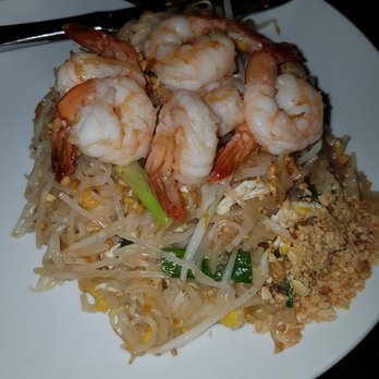 Thairiffic - Shrimp pad thai - Thai Near Me - Marlborough, Massachusetts