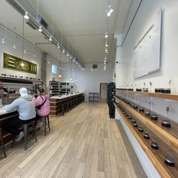 Elm Candle Bar - Inside
