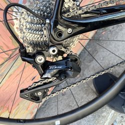 Revolution Bicycles - Fixed bike!!