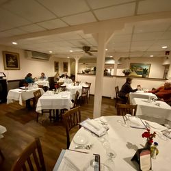 Amarone Ristorante - One of the dining rooms