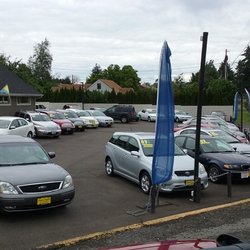 Auto Outlet