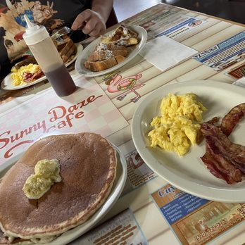 Sunny Daze Cafe - Pancakes are huge!! - American Near Me - Tucson, Arizona