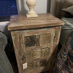 Interior Accents - Guest bedroom