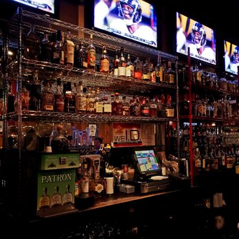 Bobbique - Bobbique .. well-stocked with liquor - Barbeque Near Me - Patchogue, New York