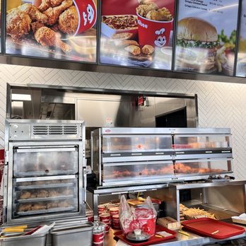 Jollibee - Chicken! - Fast Food Near Me - West Covina, California Jollibee - Chicken! - Fast Food Near Me - West Covina, California