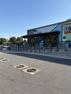 gusto! - healthy bowls & wraps by null