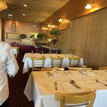 India Palace Restaurant - Indian Near Me - Wheaton, Illinois India Palace Restaurant - Indian Near Me - Wheaton, Illinois