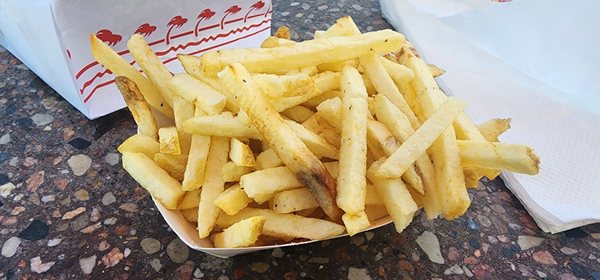 In-N-Out Burger by null